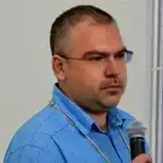 Емельянов Руслан