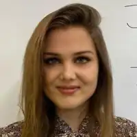 Ларина Любовь