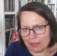 Попова Оксана Андреевна